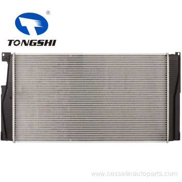 High Quality Auto Parts Radiator Radiadores OEM 17118672011